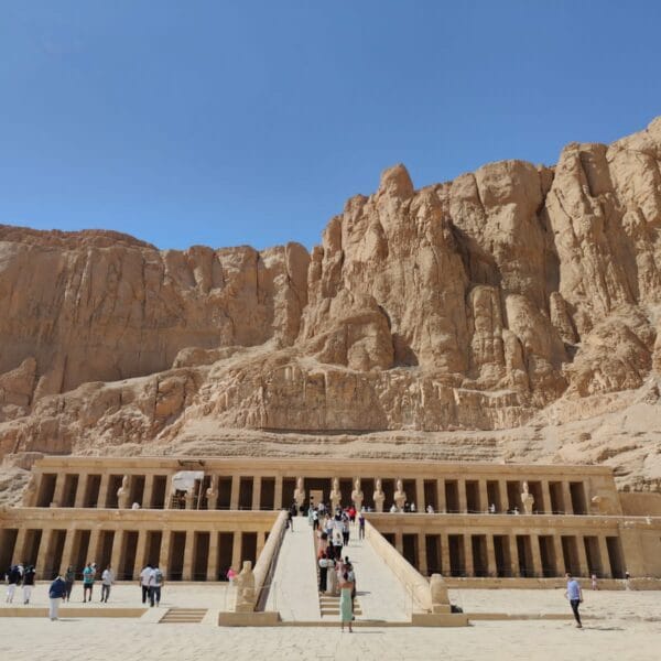 Private Luxor Day Tour with transfer and lunch from Hurghada